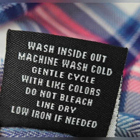 Tinsel Women’s Large Pink Blue Plaid Long Sleeve Button Down Shirt 100% Rayon - Picture 6 of 16